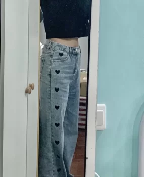 气质性感眼镜小娇妻