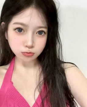 朋友给介绍的兼职小妹很不错