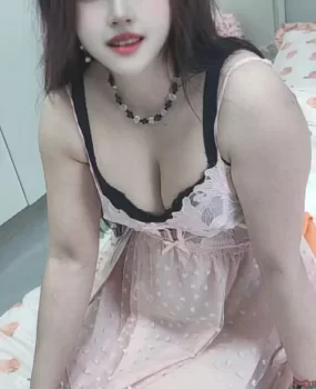 服务系大胸少妇